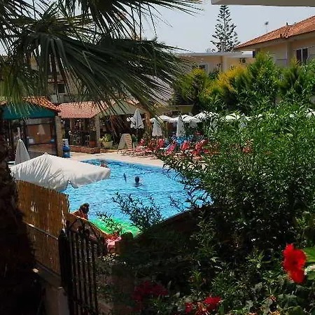 Hotel apartamentowy Tom & John Center Tsilivi (Zakynthos)